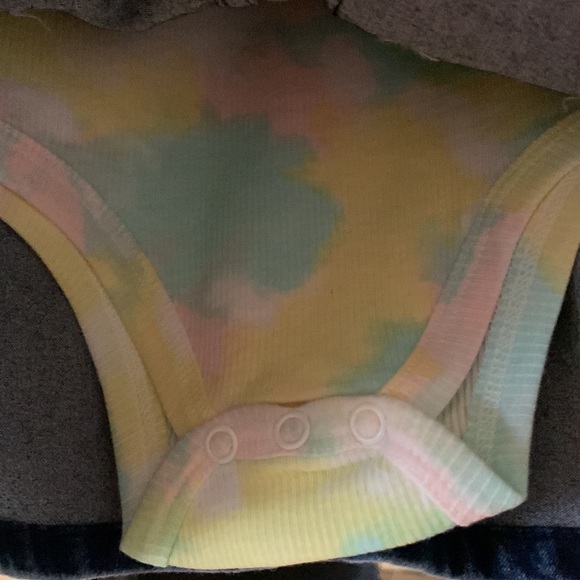 Two Summer Outfits - Picture 6 of 6